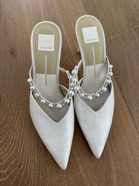 Dolce Vita Ivory Pearl-Trim Pointed Mule